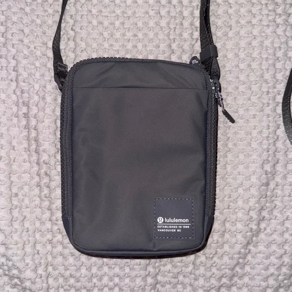 Lululemon Crossbody Bag - Picture 2 of 4